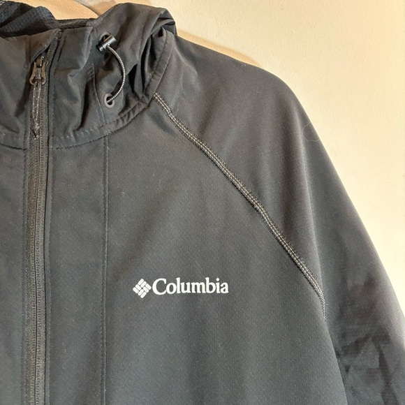 COLUMBIA Sz L Hooded Zip Up Mesh Lining Pockets Drawstring Wind Breaker Jacket - Picture 2 of 15
